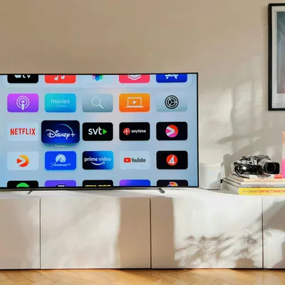 43" 4K UHD Smart TV