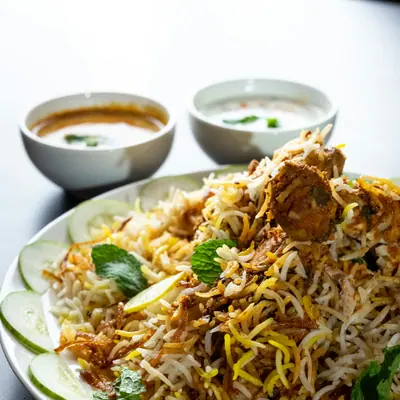 Hyderabadi Chicken Dum Biryani